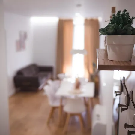 Apartment Tam Skanderbeg Square Center No4