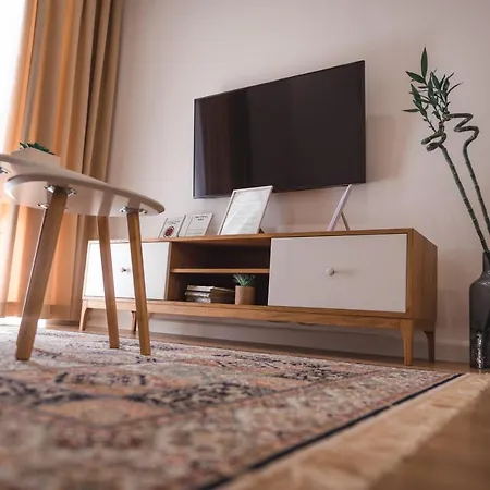 Apartment Tam Skanderbeg Square Center No4 *