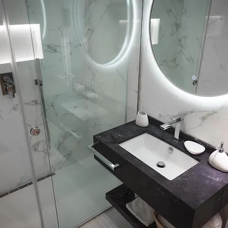 Tam Skanderbeg Square Center No4 Apartment *