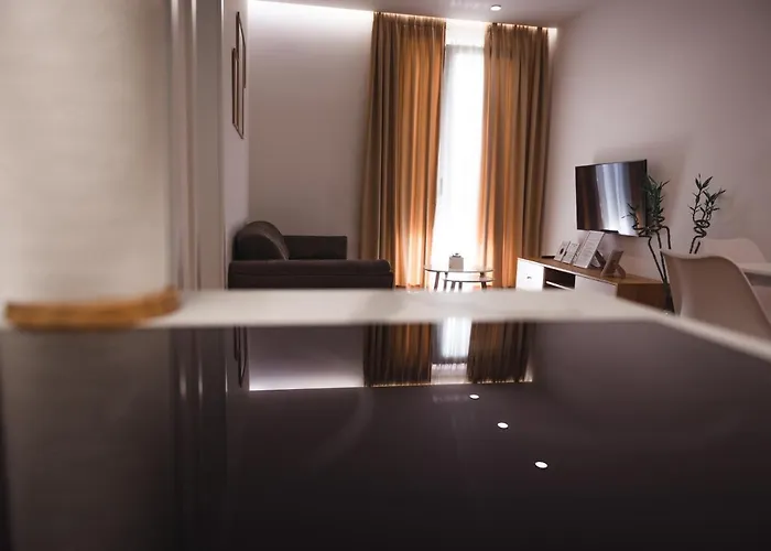 Tam Skanderbeg Square Center No4 Appartement *